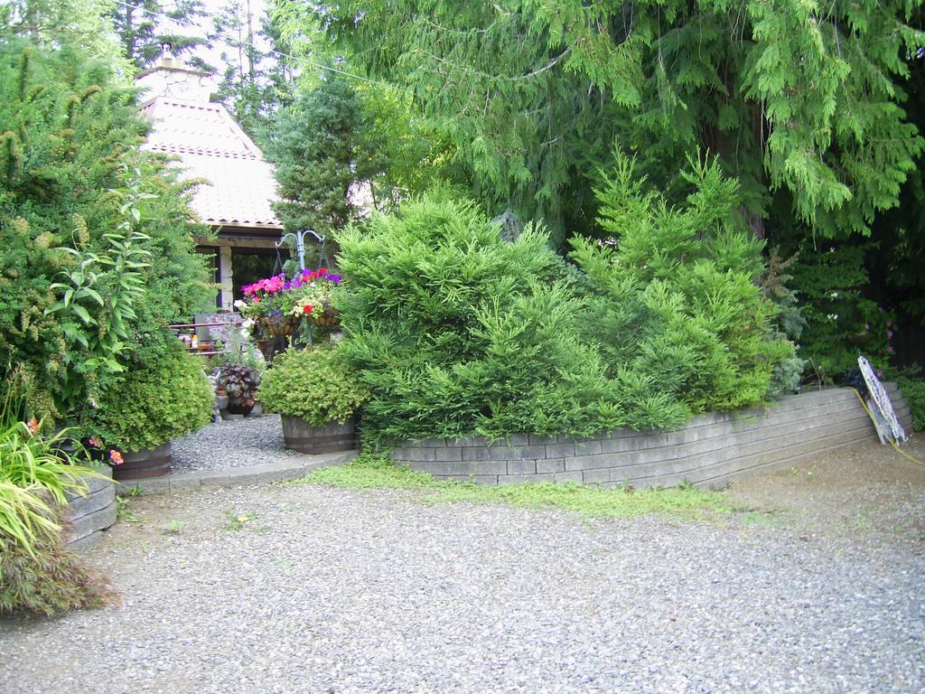 Garden House Hotel Courtenay Exterior photo